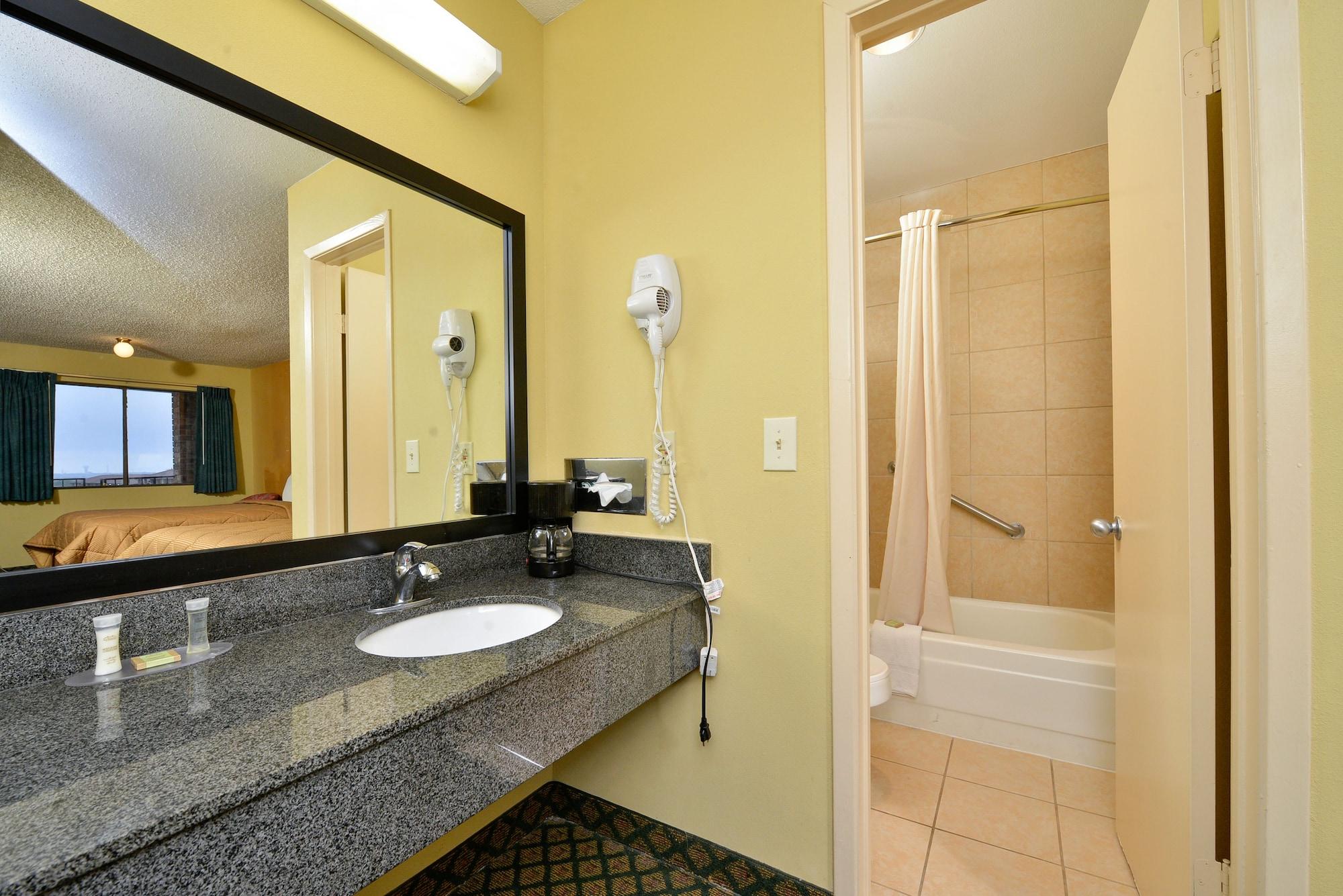 Super 8 By Wyndham Universal City Ngoại thất bức ảnh