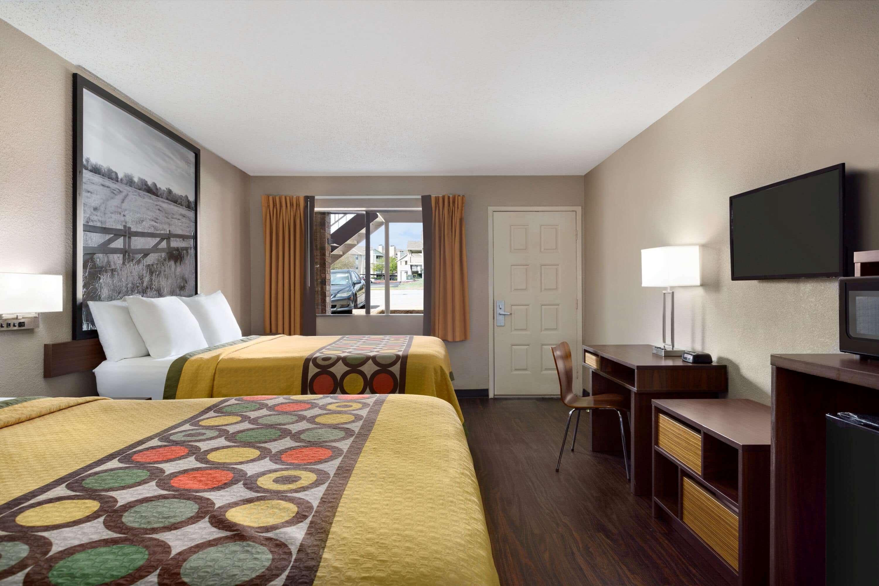 Super 8 By Wyndham Universal City Ngoại thất bức ảnh