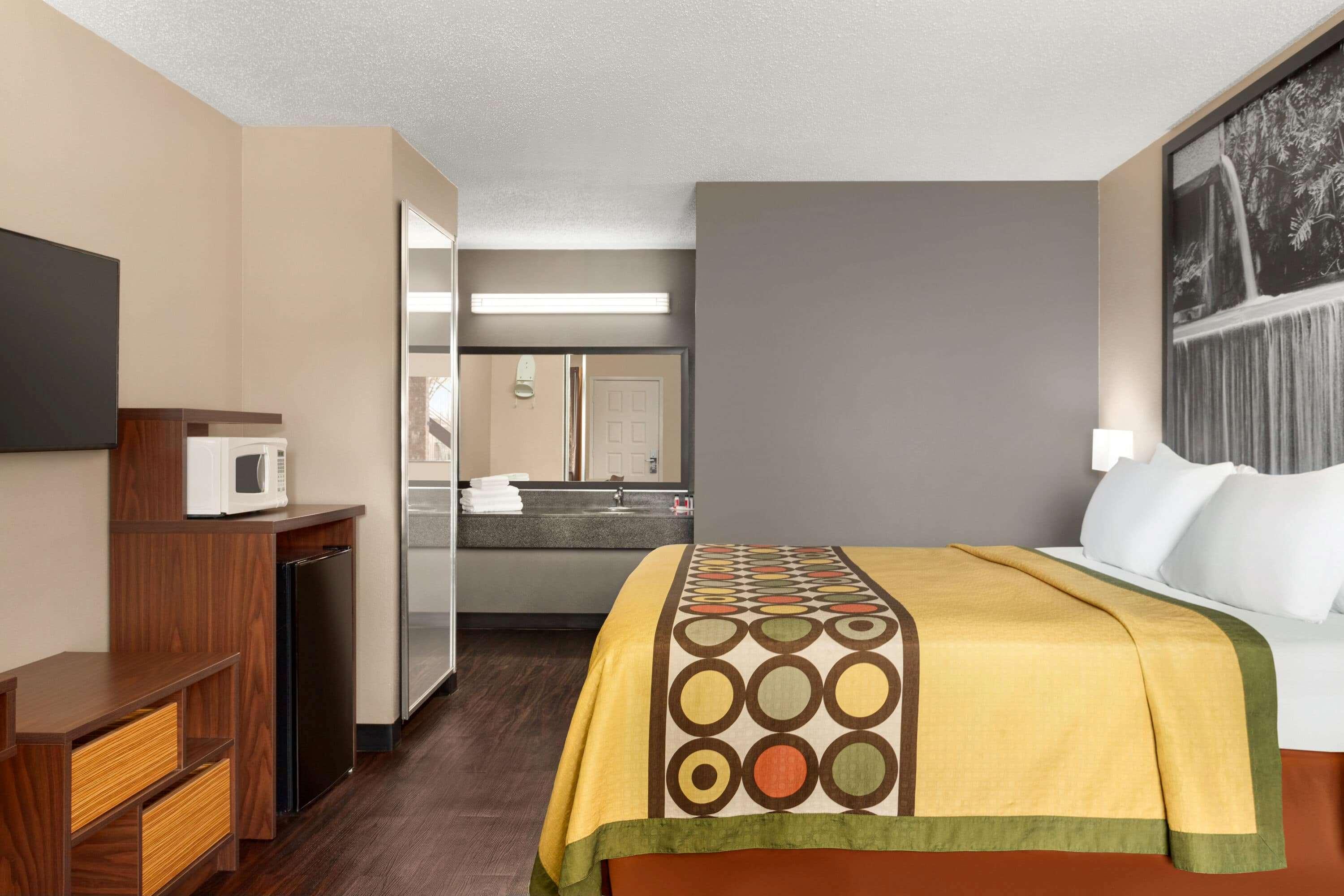 Super 8 By Wyndham Universal City Ngoại thất bức ảnh