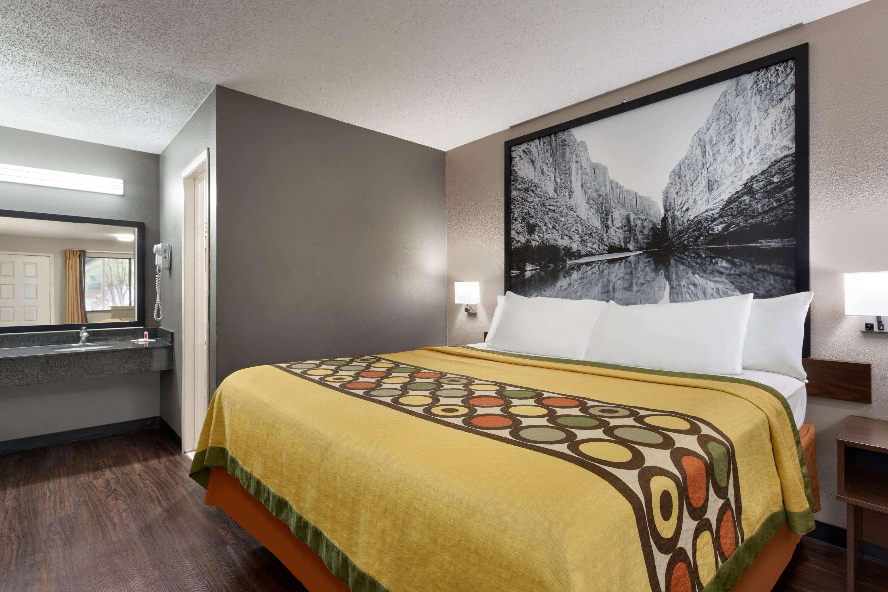 Super 8 By Wyndham Universal City Ngoại thất bức ảnh