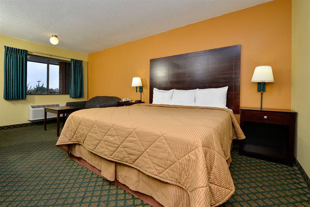 Super 8 By Wyndham Universal City Ngoại thất bức ảnh