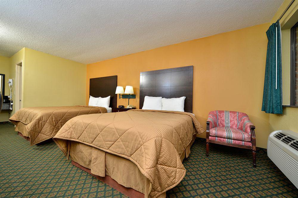 Super 8 By Wyndham Universal City Ngoại thất bức ảnh
